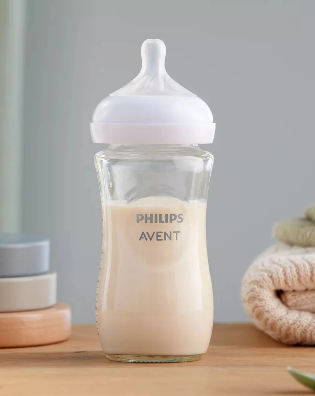 Biberon Natural In Vetro Con Tettarella A Risposta Naturale Da 240ml 1m+ | Senza Bpa - Philips Avent 6 Biberon Natural In Vetro Con Tettarella A Risposta Naturale Da 240ml 1m+ | Senza Bpa - Philips Avent - immagine 4